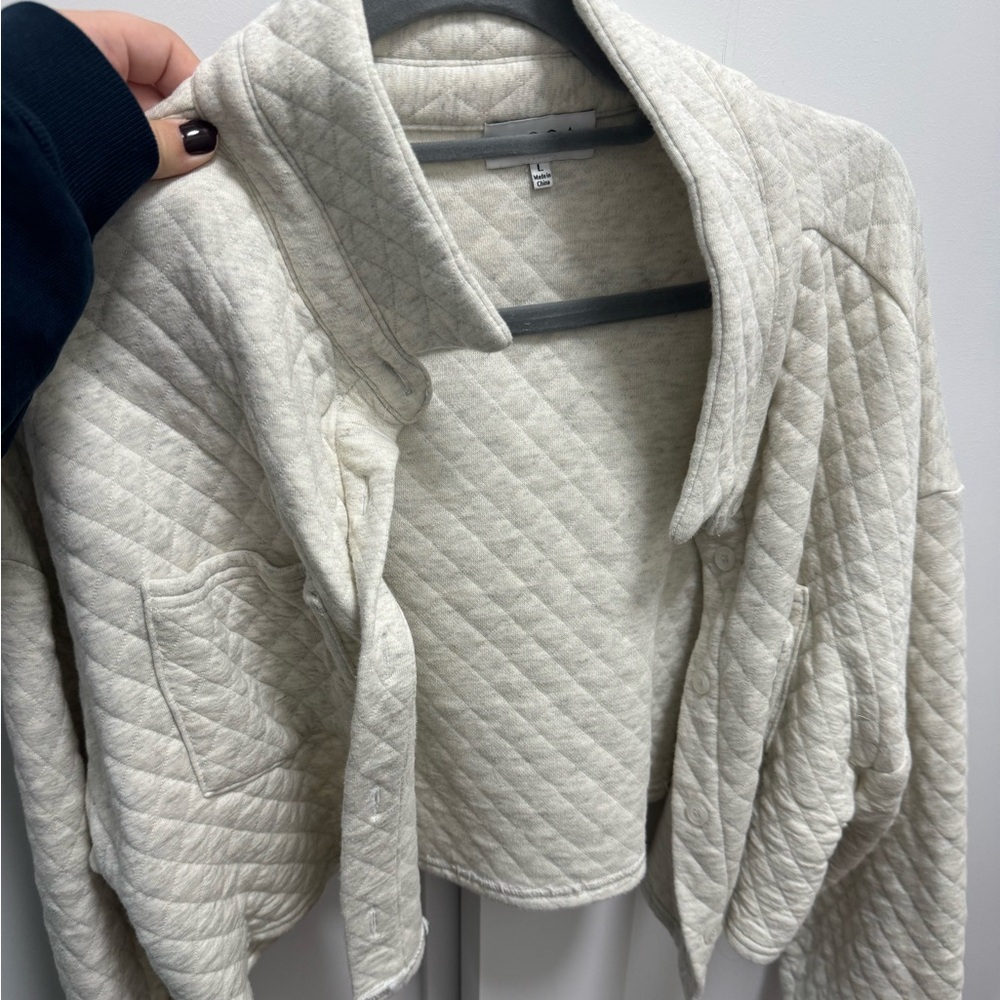 Grey quilted cropped jacket size L